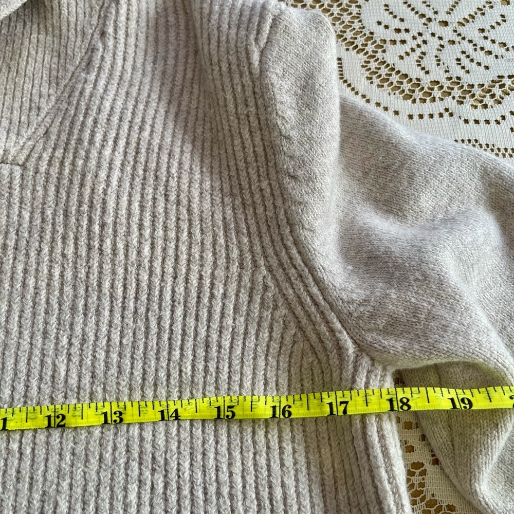 Old Navy Cream Ribbed Knit Sweater - Picture 10 of 12